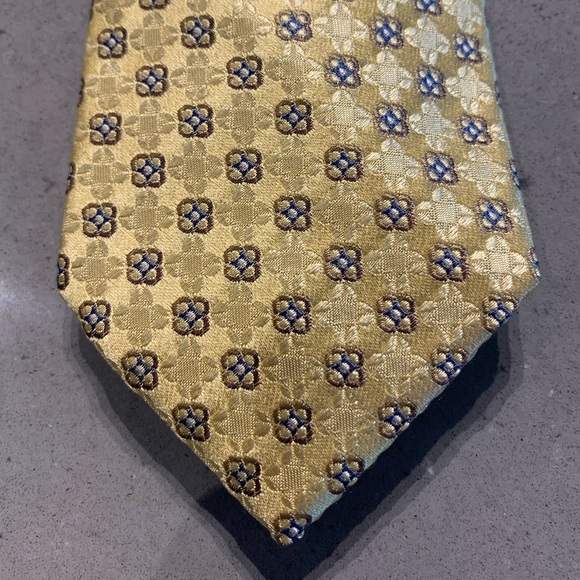 Hugo Boss Tie - Picture 2 of 5